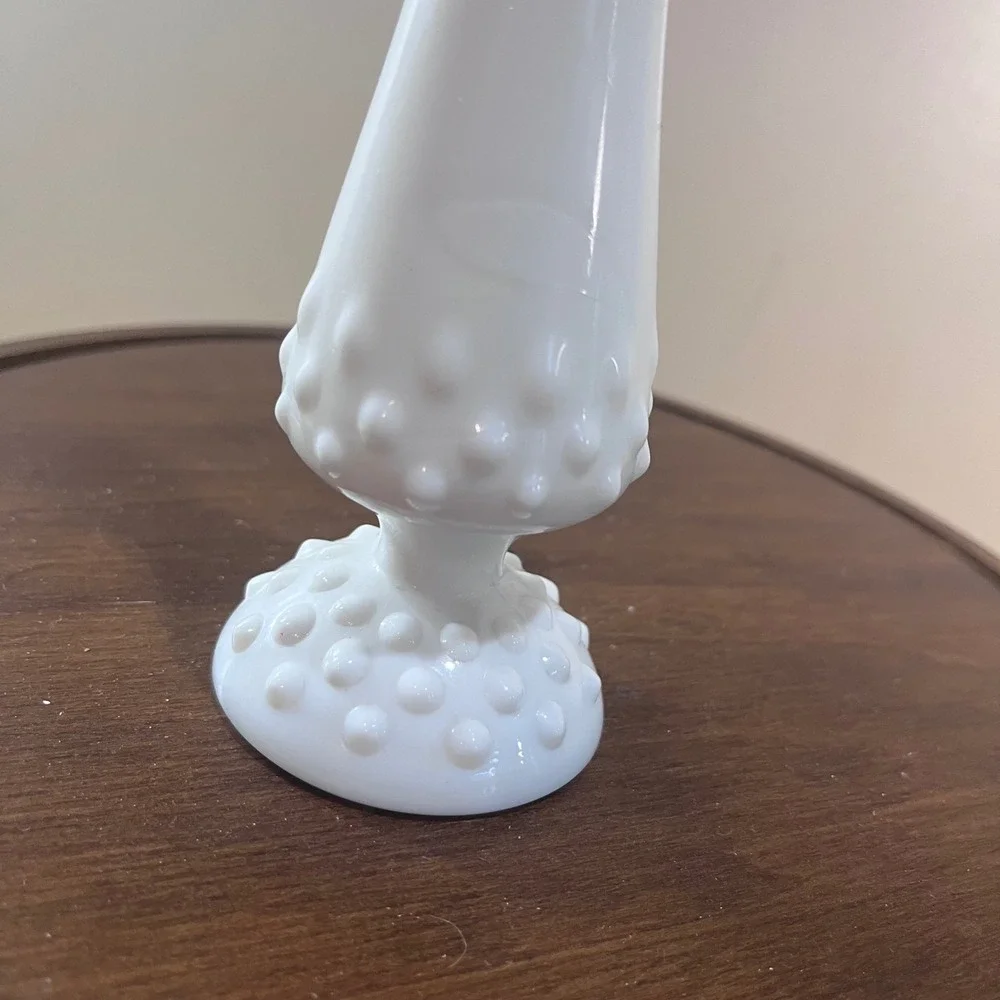 Vtg Fenton Milk Glass Hobnail Bud Vase Slender Neck 9 Inch Mid Century Modern